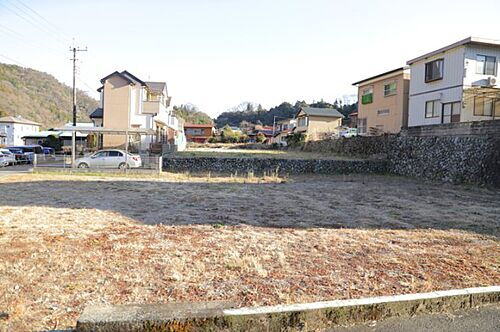 神奈川県愛甲郡愛川町半原 2410万円