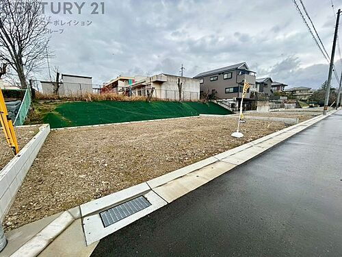 兵庫県川西市清和台東２丁目 2180万円