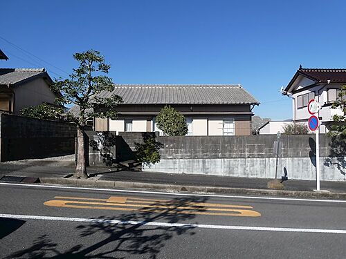 三重県四日市市桜台２丁目 1400万円