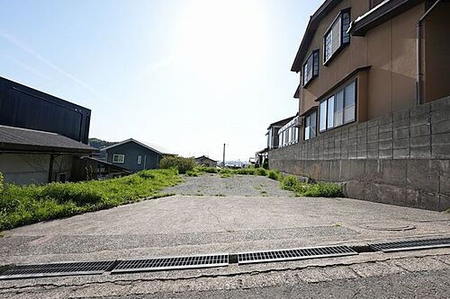 石川県金沢市神谷内町葵 100万円