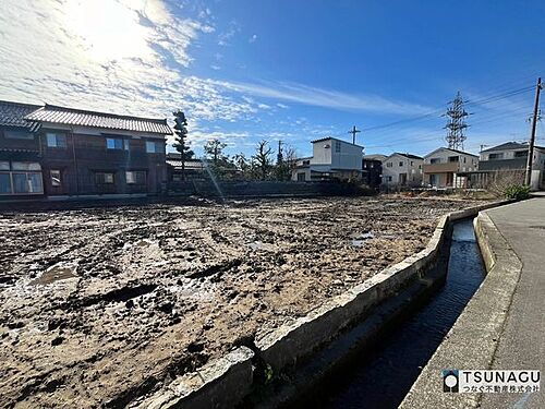 石川県金沢市大額１丁目 1389万円