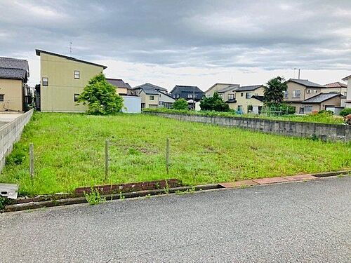 富山県高岡市姫野 900万円