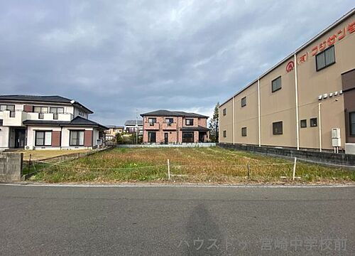 宮崎県宮崎市波島２丁目 1360万円