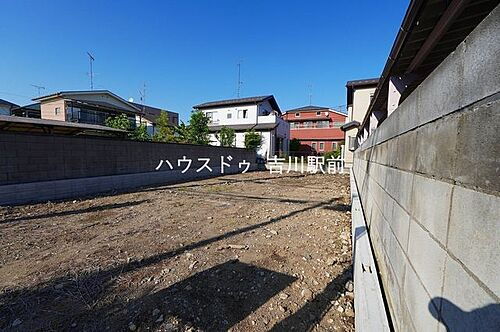 埼玉県吉川市大字保 土地