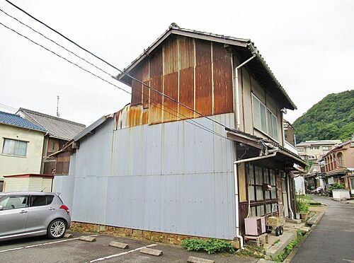 広島県呉市阿賀中央８丁目 450万円