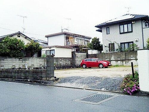 愛媛県松山市水泥町 2410万円