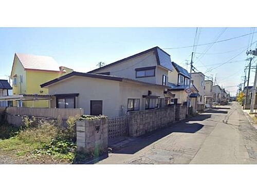 青森県青森市佃三丁目 700万円