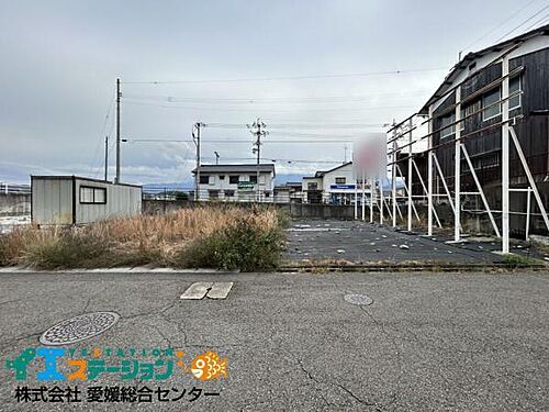 愛媛県新居浜市平形町 土地