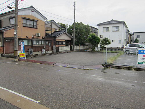 富山県高岡市長慶寺 200万円