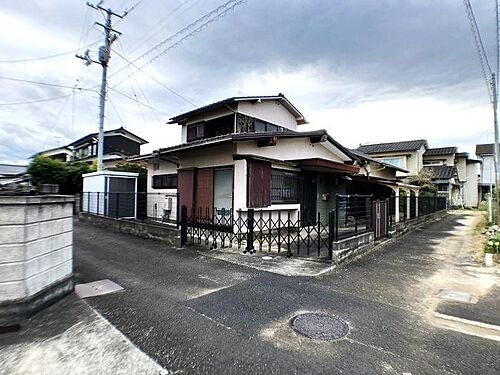 愛媛県伊予郡松前町大字筒井 1300万円
