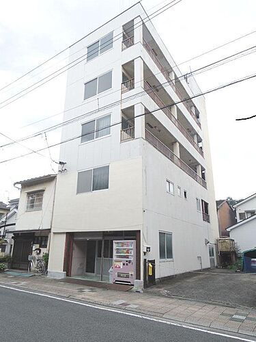 愛媛県松山市清水町２丁目 3300万円