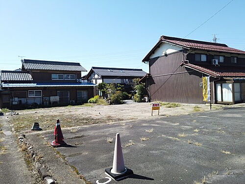 滋賀県東近江市小田苅町 300万円