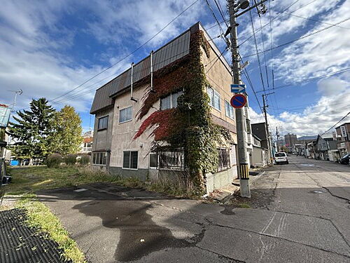 北海道小樽市色内２丁目 1694万円