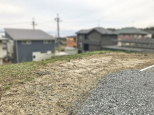 滋賀県大津市衣川２丁目 598万円