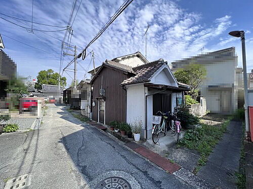 兵庫県姫路市岩端町 390万円
