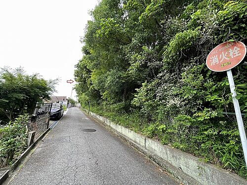 兵庫県宝塚市花屋敷松ガ丘 28000万円