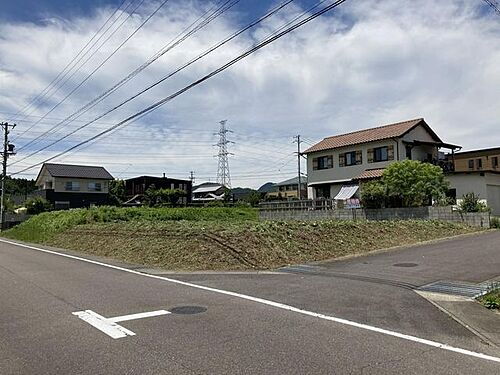 岐阜県美濃市もみじが丘２丁目 1055万円