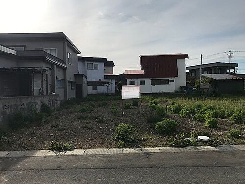 青森県青森市浪館前田２丁目 720万円
