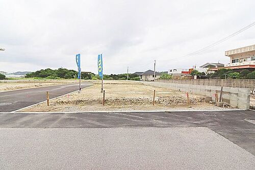 沖縄県中頭郡西原町字兼久 土地