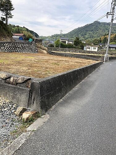 広島県広島市安佐北区白木町大字小越 298万円