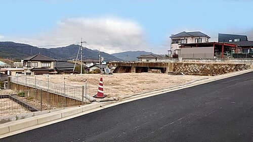 広島県安芸郡熊野町川角５丁目 300万円