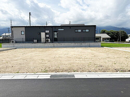 愛媛県新居浜市坂井町３丁目 土地