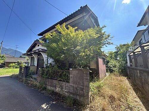 愛媛県新居浜市岸の上町１丁目 土地