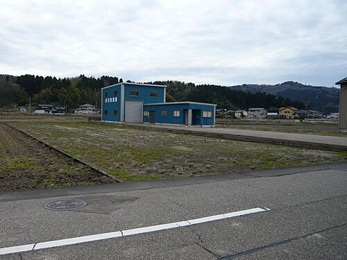 富山県小矢部市畠中 450万円