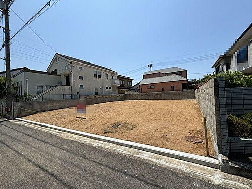 愛媛県松山市西石井３丁目 2300万円