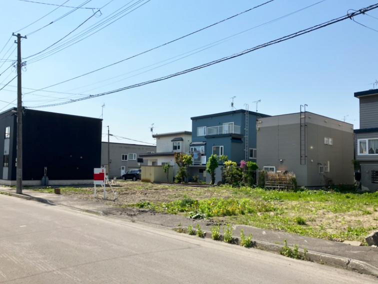 札幌市東区北丘珠4条2丁目 《豊栄建設》