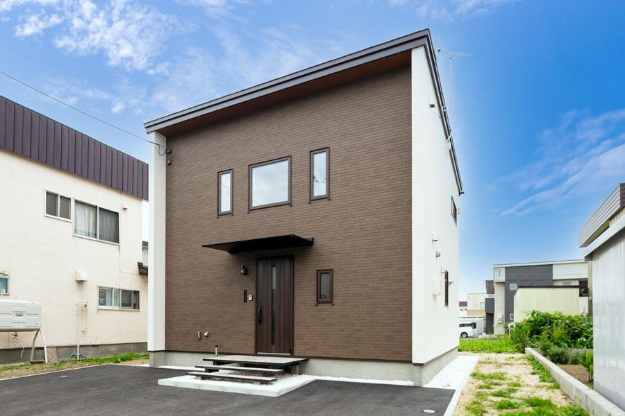 《コスモ建設のモデルハウス》Reno（リノ）
