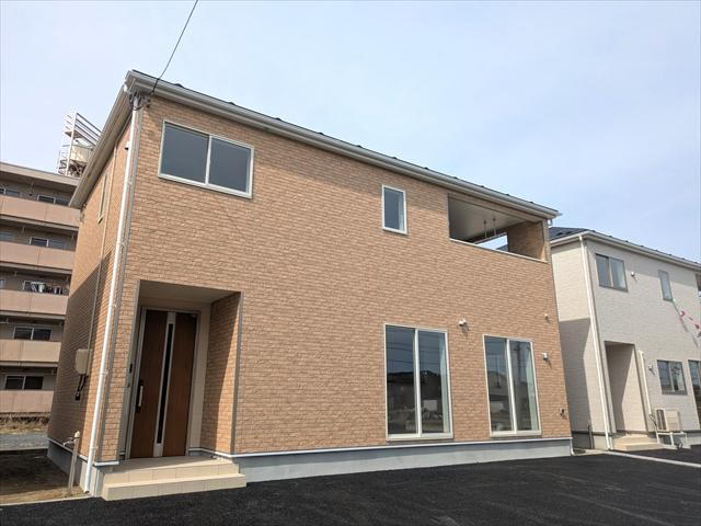 クレイドルガーデン八戸市尻内町第14・4棟　　（有）古里　0178-28-3307