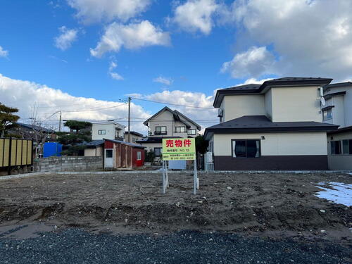 広面字釣瓶町（秋田駅） 890万円