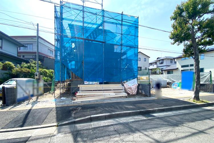 前面道路広く駐車ラクラク<BR>現地(2025年6月2日)撮影