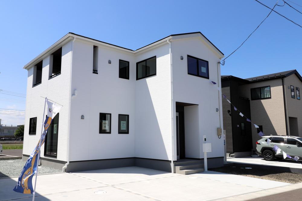 郡山字蓬田（太子堂駅） 3730万円～3780万円