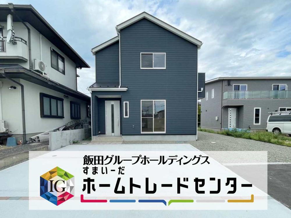 福島市瀬上町字柳沼～月々のお支払い６万円～暖かい陽射しが差し込むお庭。３台駐車可能♪