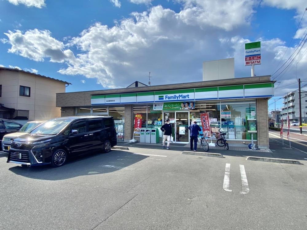 ファミリーマート仙台薬師堂前店まで450m (徒歩6分)