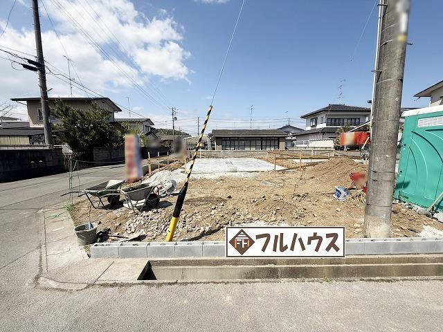 2号棟　現地外観写真<BR>平日・当日のご案内も可能です♪<BR>お気軽にお問い合わせくださいませ♪