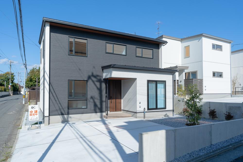 （株）ジェイホーム施工の暮らしを楽しむコンセプト住宅。類家一丁目　デザイナーズコンパクト　A・B棟