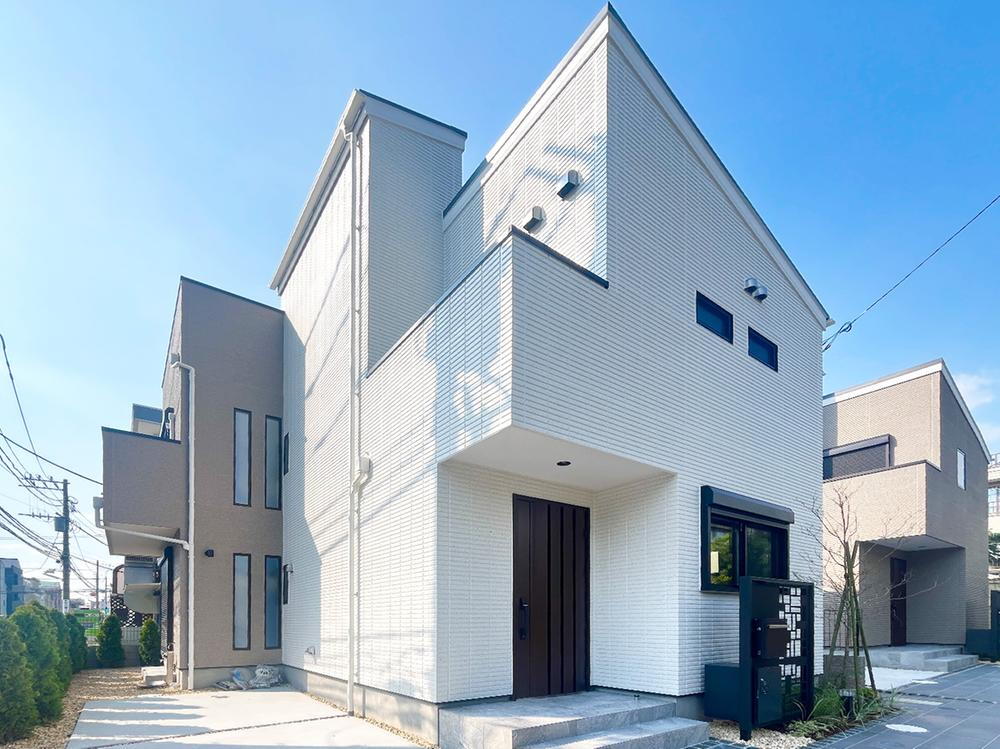 【屋上テラス付 新築戸建て】&RESORT HOUSE 尾山台｜制震・耐震設計