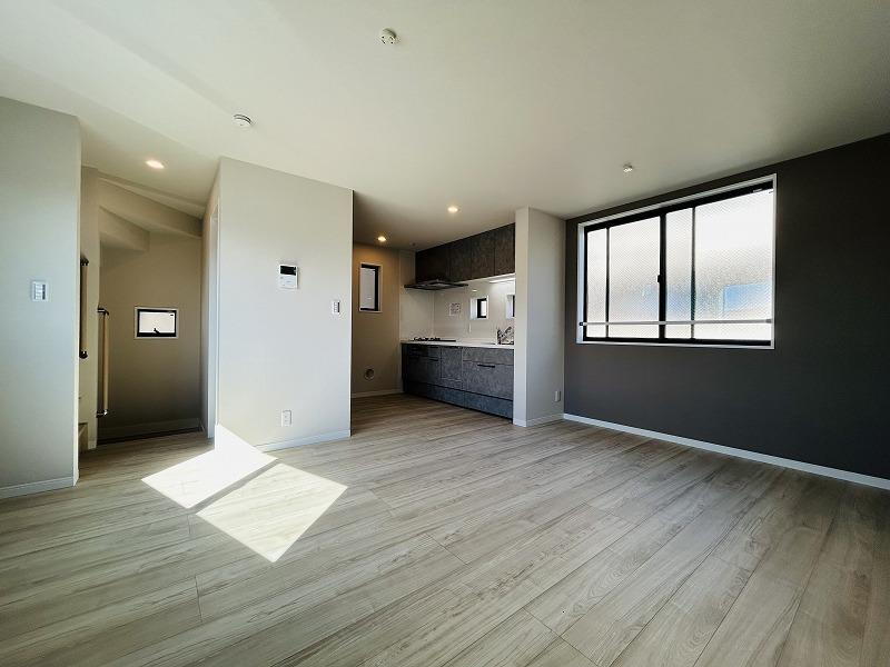 足立区千住緑町２丁目 新築一戸建て／全２棟