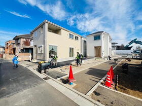 【現地写真】<BR>陽当たりのいい土地です。また、閑静な住宅街ですので安心して新生活をスタート出来ます。思い描いたマイホームを実現してみてはいかがでしょうか♪