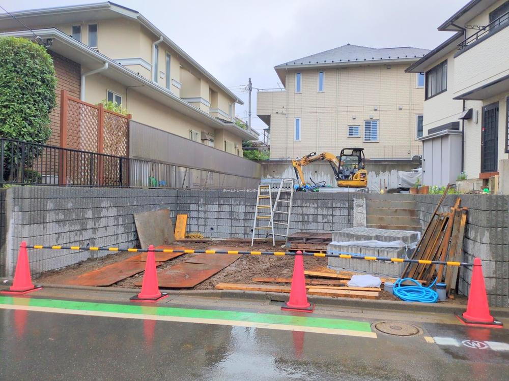 ハートフルタウン　平戸２丁目　（全１棟）