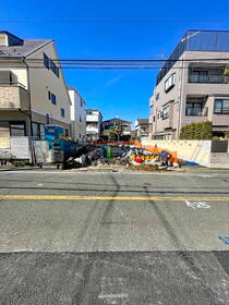 南側道路に接道し、日当たり良好。ぜひ現地にてご確認ください♪/2024年3月23日撮影