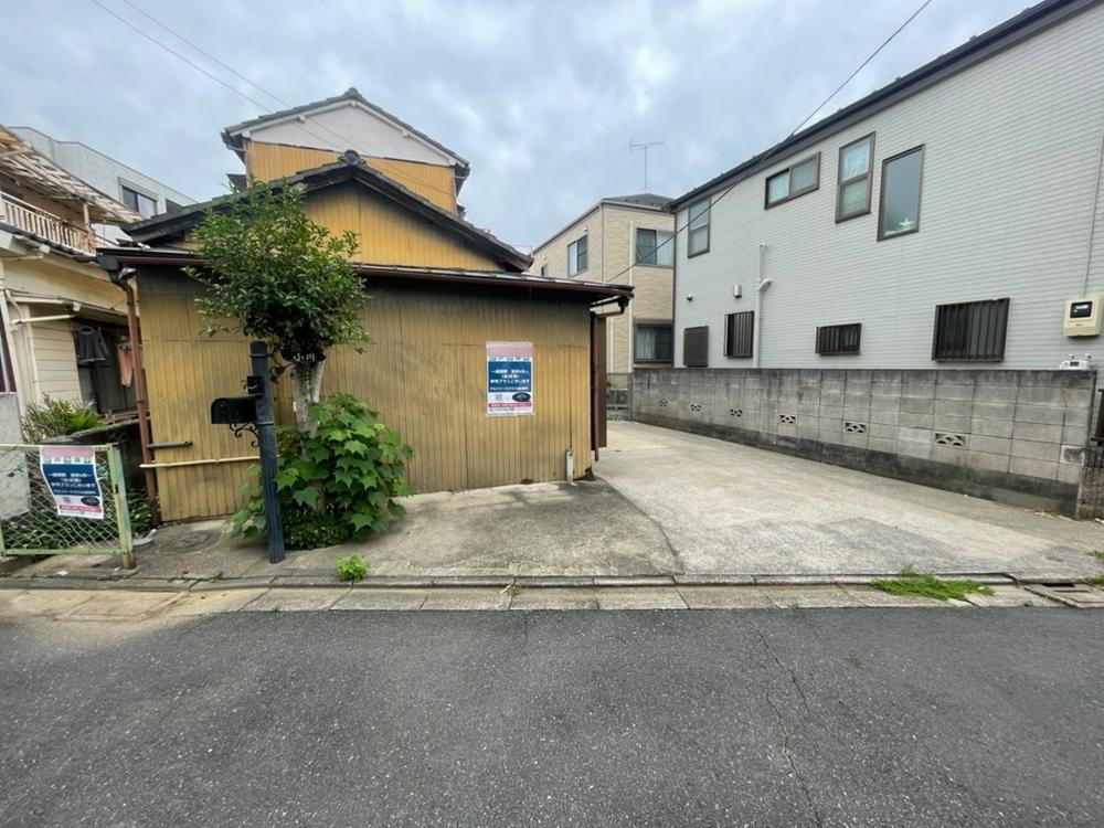足立区綾瀬１丁目 売地／建築条件付き／全２区画