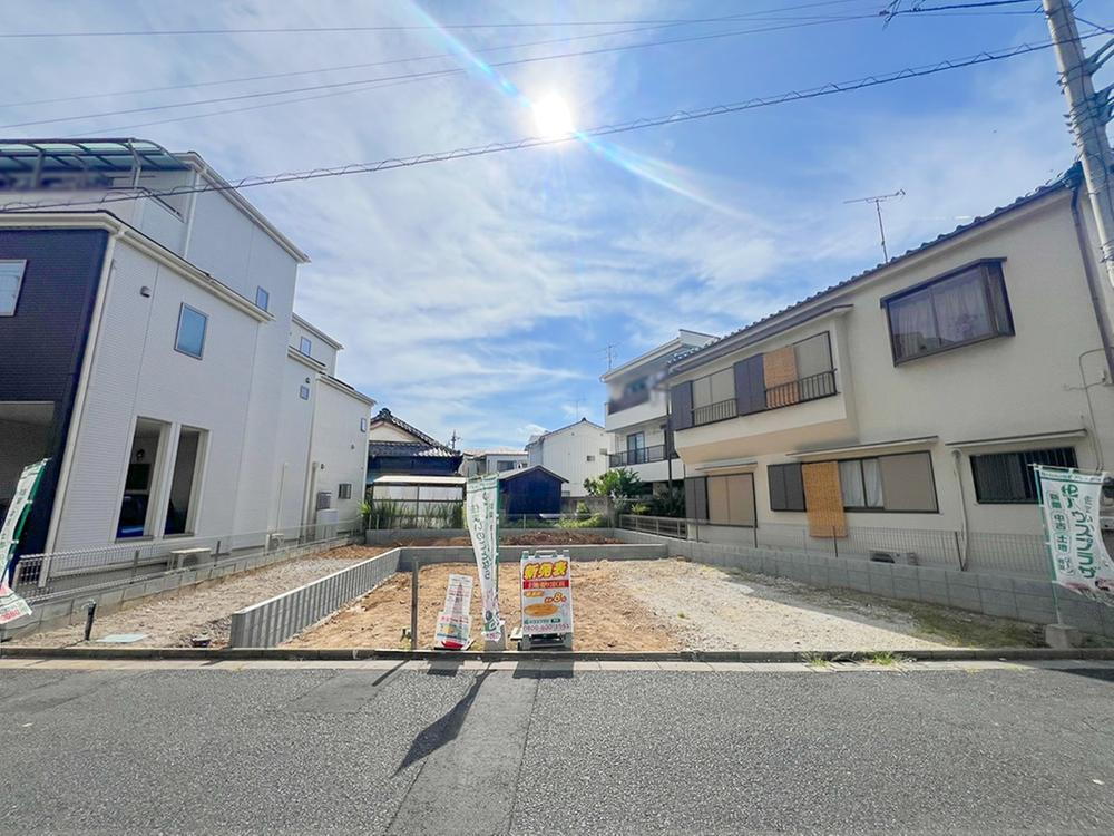 足立区綾瀬２丁目 売地／建築条件付き／全２区画