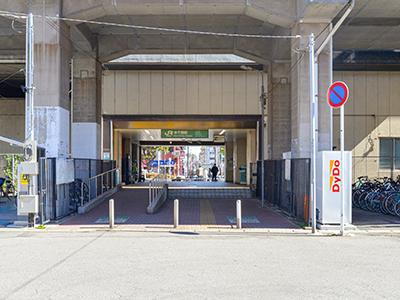 JR内房線・外房線「本千葉」駅まで660m