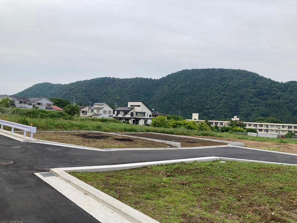 半原 700万円～730万円