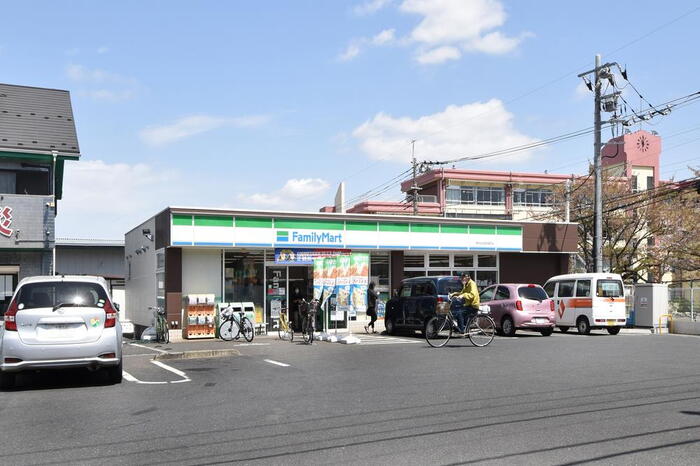 コンビニ