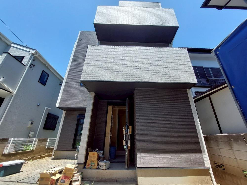 八幡町（新田駅） 3290万円